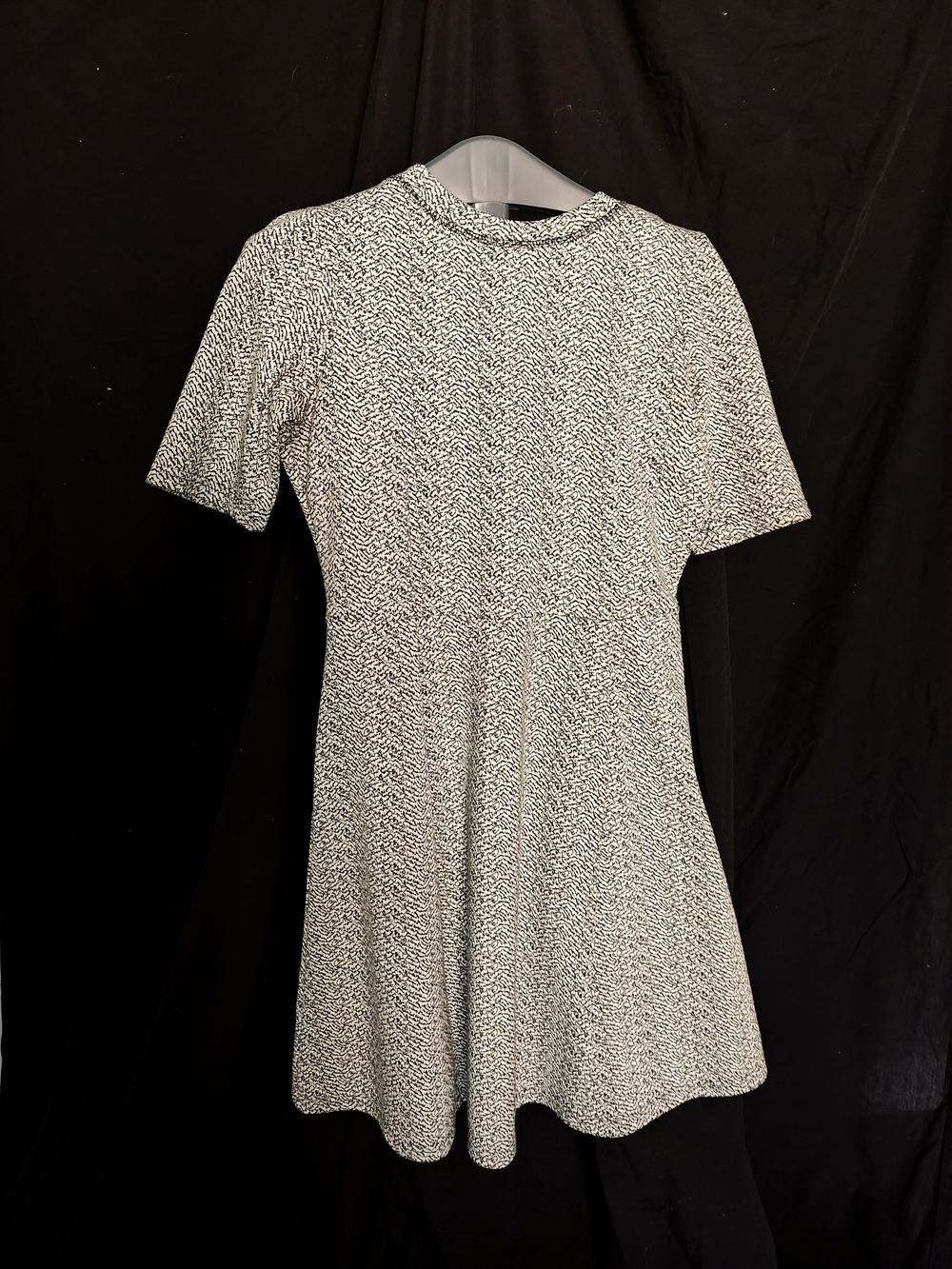 Katherine Barclay Black & White Patterned Short Sleeve Mini Dress